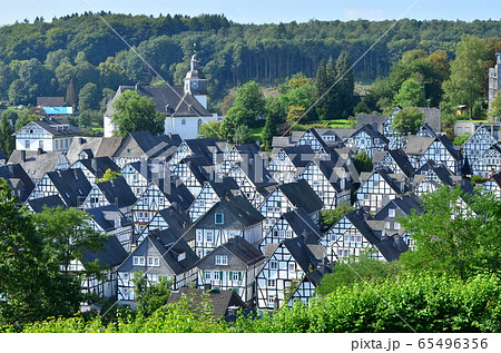 フロイデンブルグ　ドイツ. Freudenberg 65496356