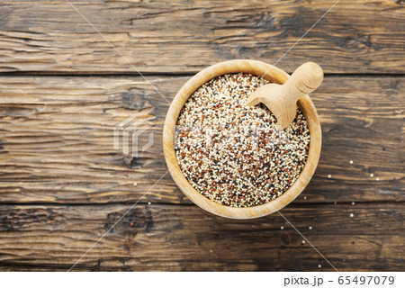 Uncooked quinoa Uncooked quinoa 65497079