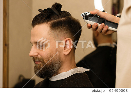 Male haircut electric razor 65499008