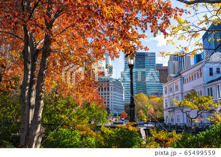 《ニューヨーク》バッテリーパーク周辺・ロウアーマンハッタンの街並み 65499559