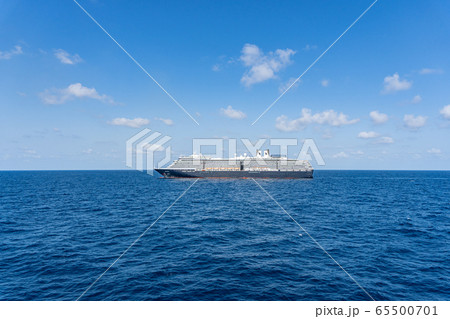MS WESTERDAM, the third ship of the Vista Class cruise ship owned by Holland America Line sails in the sea during the trip to Thailand. 65500701