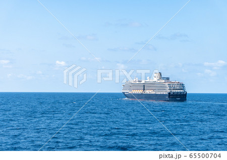 MS WESTERDAM, Holland America Line passengers ship MS WESTERDAM, Holland America Line passengers ship 65500704