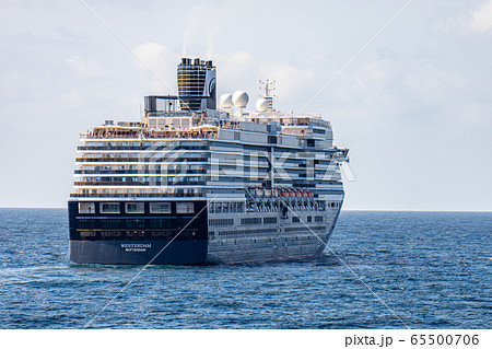 MS WESTERDAM, the third ship of the Vista Class cruise ship owned by Holland America Line sails in the sea during the trip to Thailand. MS WESTERDAM, the third ship of the Vista Class cruise ship owned by Holland America Line sails in the sea during the trip to Thailand. 65500706