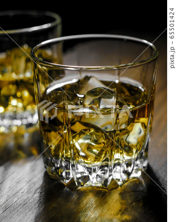 Whisky on the rocks Whisky on the rocks 65501424