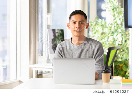 エンジニア 65502027