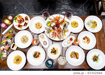 A la carte premium buffet restaurant A la carte premium buffet restaurant 65502666