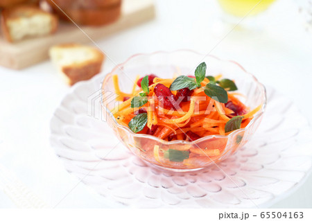 キャロットラぺ　クランベリー 65504163