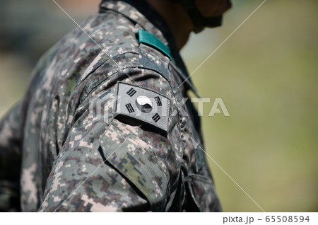 韓国 陸軍 軍人 65508594
