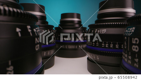 Lenses arranged on a table Lenses arranged on a table 65508942