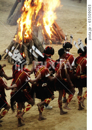 ナガランド　ホーンビルフェスティバル 65509003