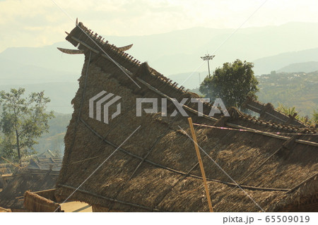 ナガランド　ホーンビルフェスティバル 65509019