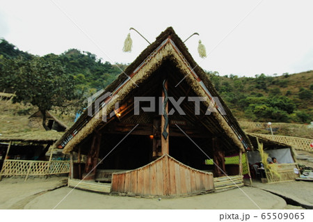 ナガランド　ホーンビルフェスティバル 65509065