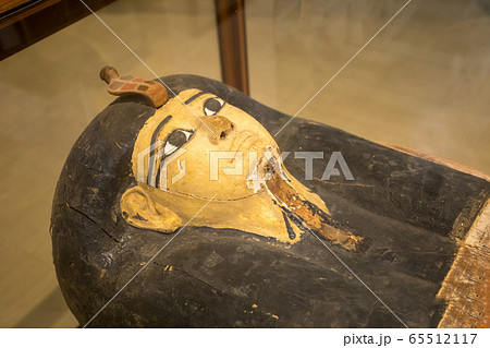 Tutankhamen's Coffin in Egyptian Tutankhamen's Coffin in Egyptian 65512117