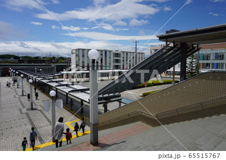 京王線 若葉台駅 駅前の階段 京王線 若葉台駅 駅前の階段 65515767