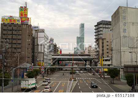 大阪市西成区・新今宮駅前、あびこ筋の風景 大阪市西成区・新今宮駅前、あびこ筋の風景 65517108