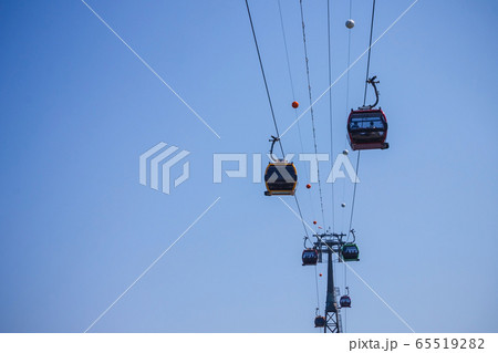 Comfort, easy way up. 65519282
