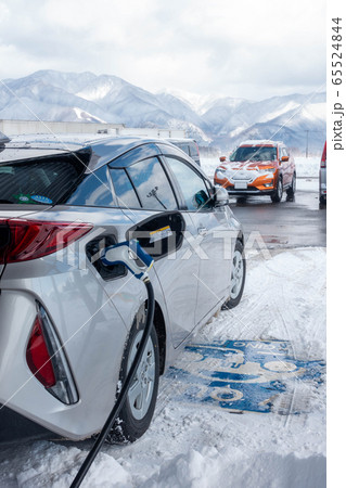 プラグインハイブリッドPHV充電スポット冬　雪国　積雪　急速充電設備EV QUICK CHARGE 65524844