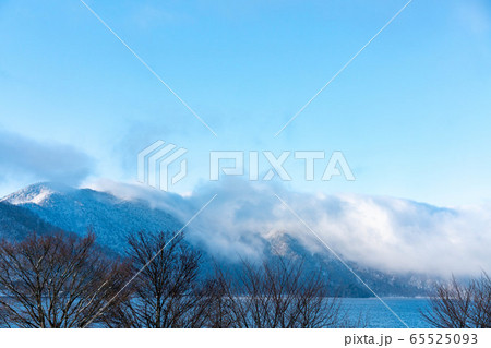 中禅寺湖 冬 雪景色 中禅寺湖 冬 雪景色 65525093