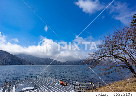 中禅寺湖　冬　雪景色 65525105