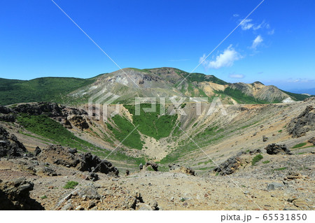 吾妻小富士の火口 65531850