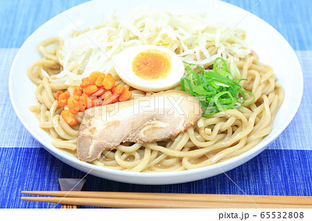 おいしい冷し醤油ラーメン 65532808