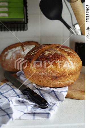 fresh loaf of homemade bread, food closeup fresh loaf of homemade bread, food closeup 65536903