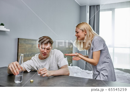 wife tired husband alcoholic wife tired husband alcoholic 65545259