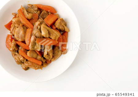 鶏肉と人参の炒め煮 鶏肉と人参の炒め煮 65549341