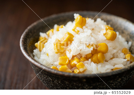 とうもろこしご飯 65552029