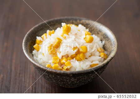 とうもろこしご飯 65552032