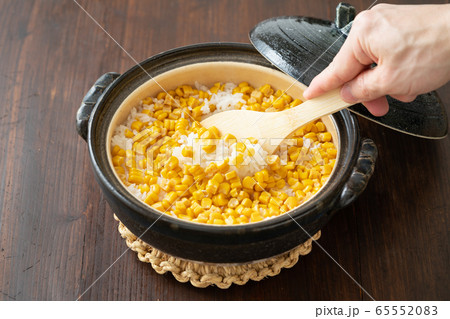 とうもろこしご飯 65552083