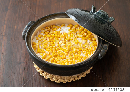 とうもろこしご飯 とうもろこしご飯 65552084