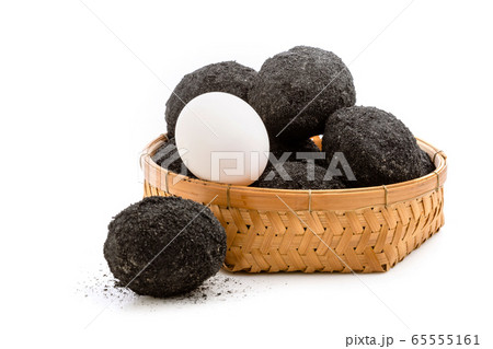 Thai style black and white salted egg in wooden Thai style black and white salted egg in wooden 65555161