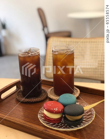コーヒー マカロン 飲料 65558574