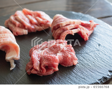 焼肉のお肉。アメリカ産の牛肩ロース。 焼肉のお肉。アメリカ産の牛肩ロース。 65560768