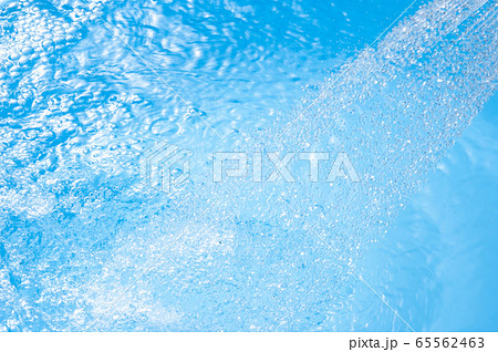 水滴の波紋 水滴の波紋 65562463