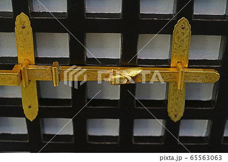 大覚寺宸殿の装飾金具-4 大覚寺宸殿の装飾金具-4 65563063
