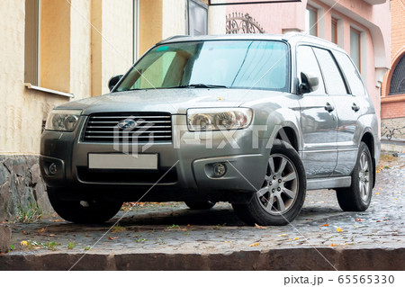 subaru suv on the pavement 65565330