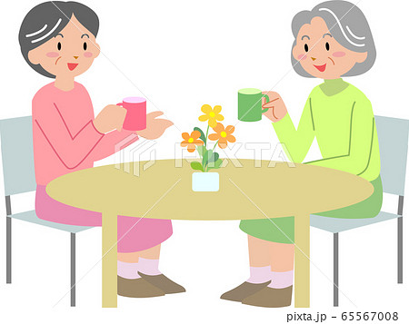 シニア女性のお茶の時間 65567008