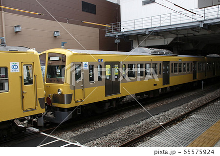 所沢駅側線に留置中の新101系 65575924