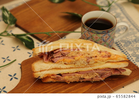 カリフォルニアルーベン 65582844