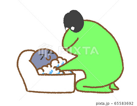 子どもをお風呂に入れるカエル 子どもをお風呂に入れるカエル 65583692