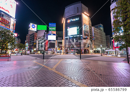 《東京都》人の消えた渋谷・自粛ムードの東京 《東京都》人の消えた渋谷・自粛ムードの東京 65586799