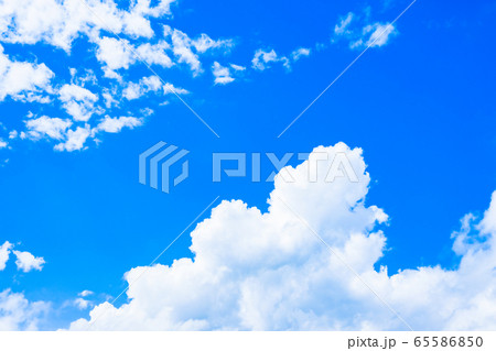 初夏の清々しい青空 初夏の清々しい青空 65586850