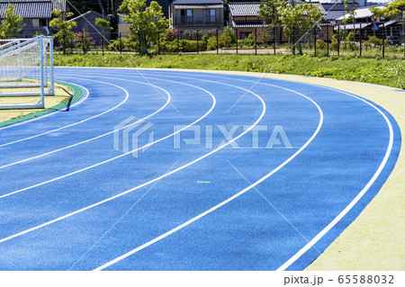 輪島の青い競技場 65588032