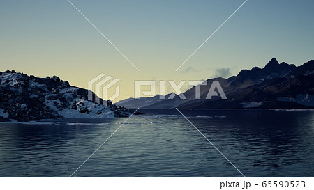 8K Mountains covered with ice in Antarctic 65590523