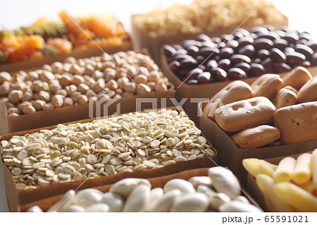 食糧危機と人道的支援 食糧危機と人道的支援 65591021