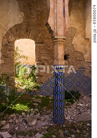 Column with tiles in a yard, Dar Caid Hadji Column with tiles in a yard, Dar Caid Hadji 65600074