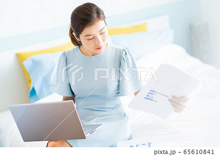 Beautiful woman, working at home Beautiful woman, working at home 65610841