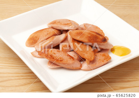 魚肉ソーセージのソテー 魚肉ソーセージのソテー 65625820